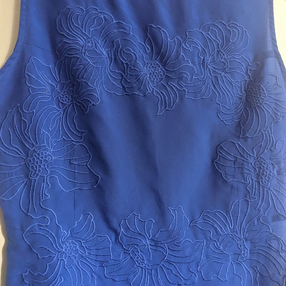 Ann Taylor Fitted Embroidered Top - Picture 4 of 5